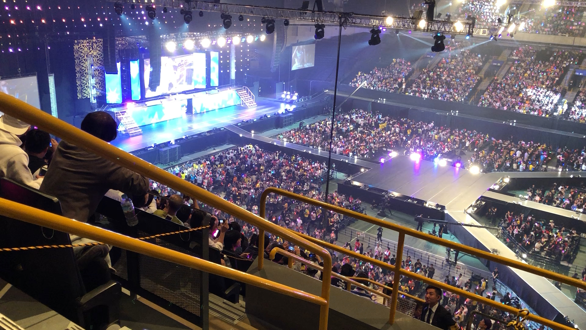 投稿動画サムネイル