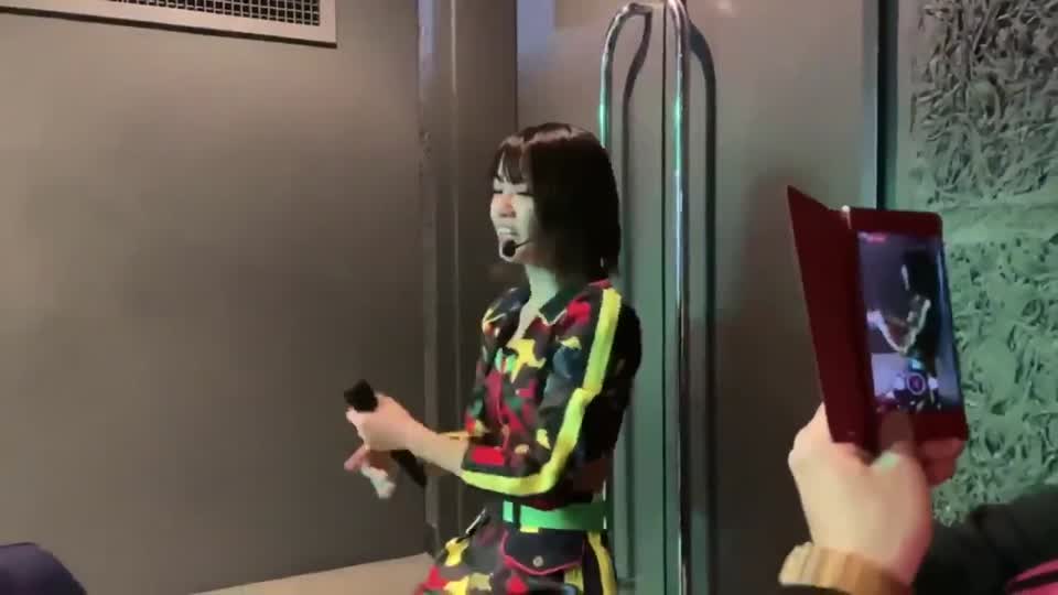 投稿動画サムネイル