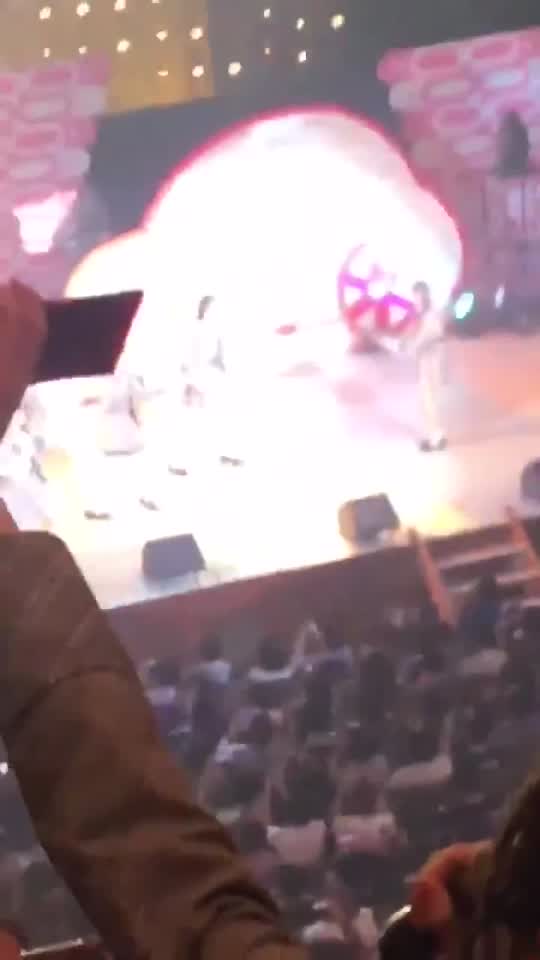 投稿動画サムネイル