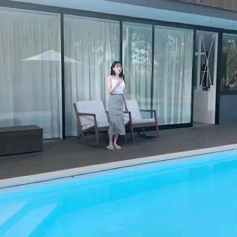 投稿動画サムネイル