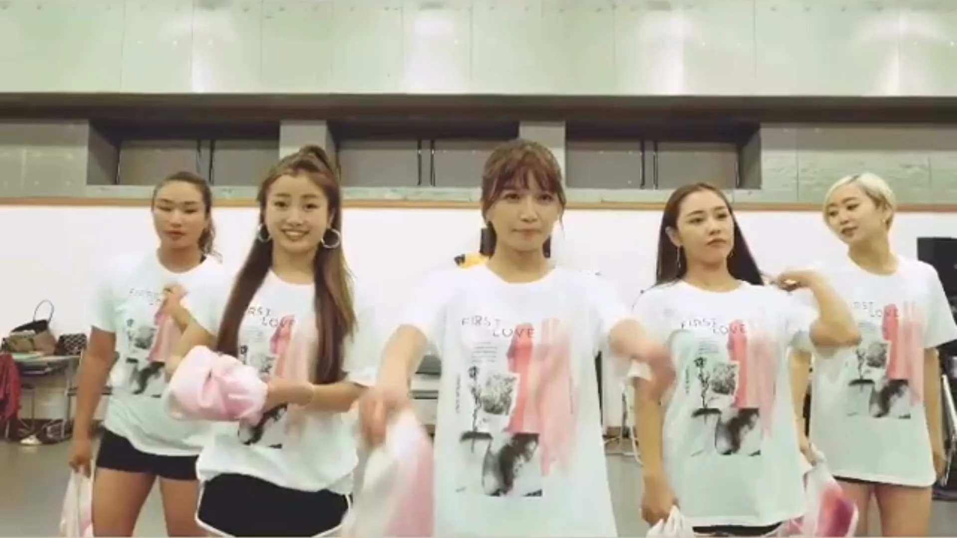 投稿動画サムネイル