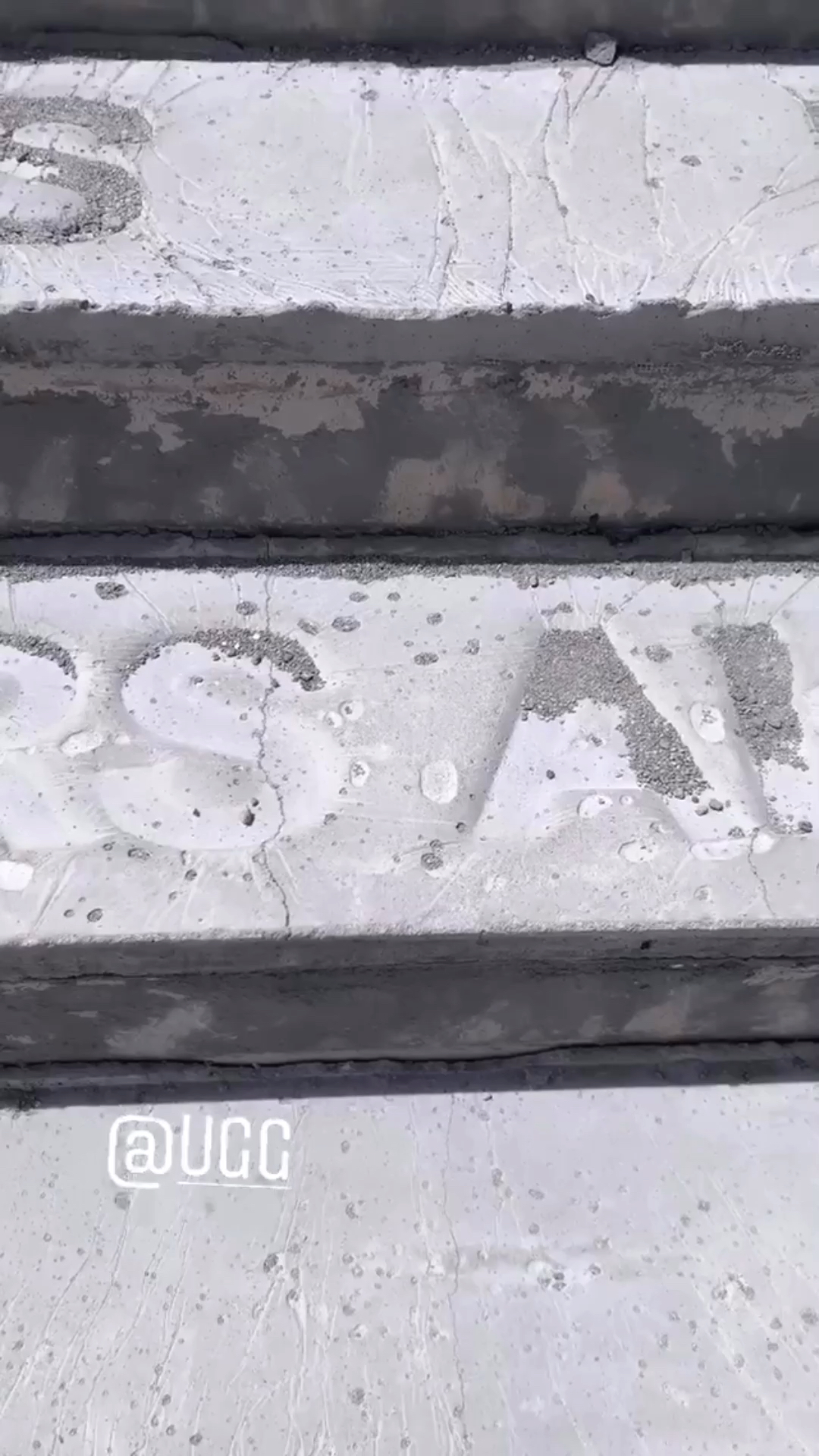 投稿動画サムネイル