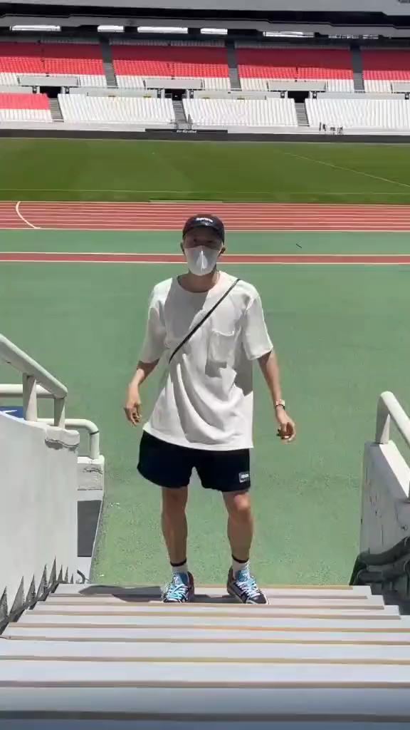 投稿動画サムネイル