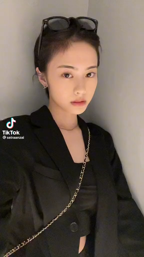 投稿動画サムネイル