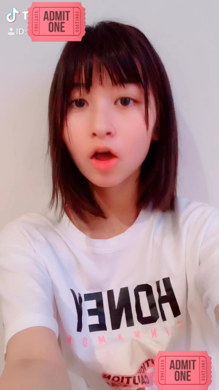 投稿動画サムネイル