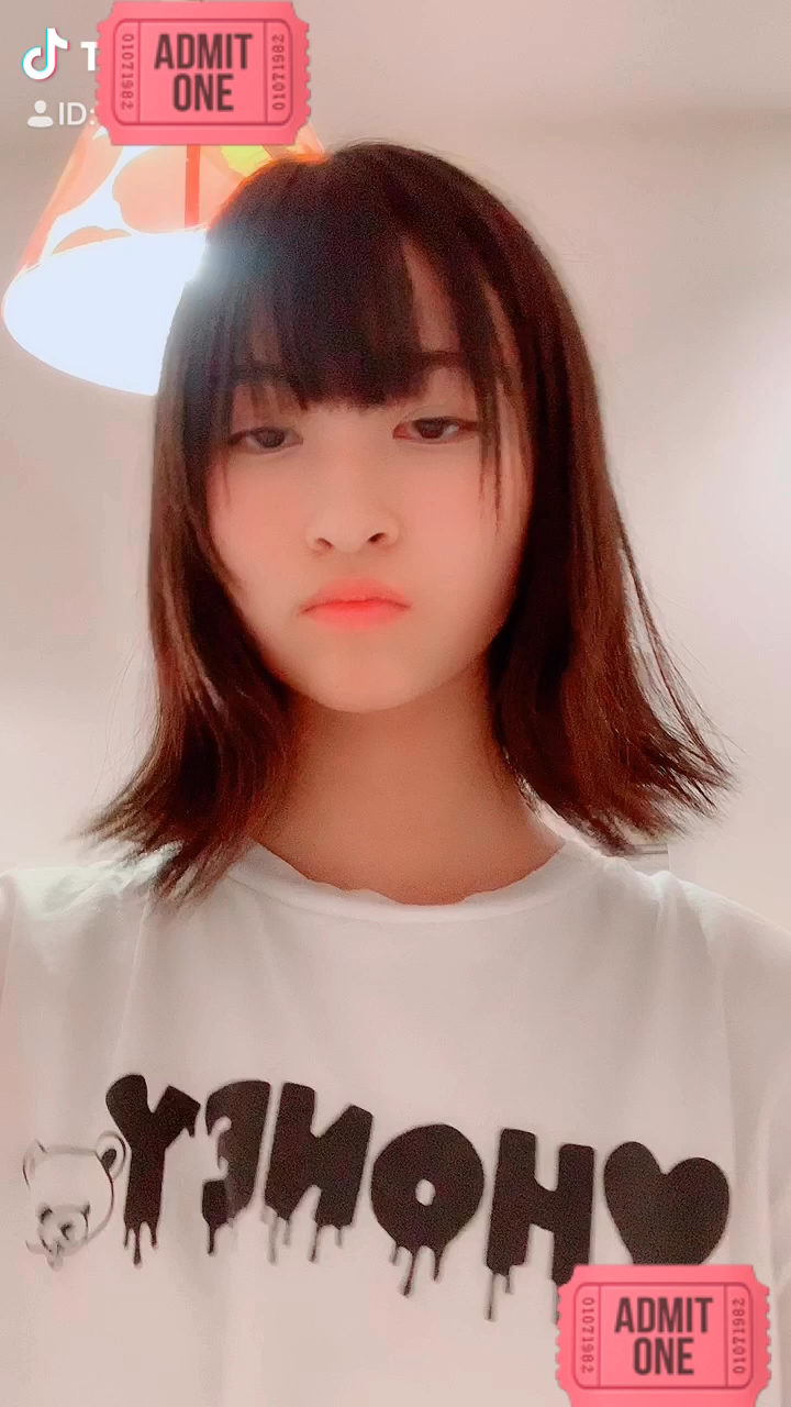 投稿動画サムネイル