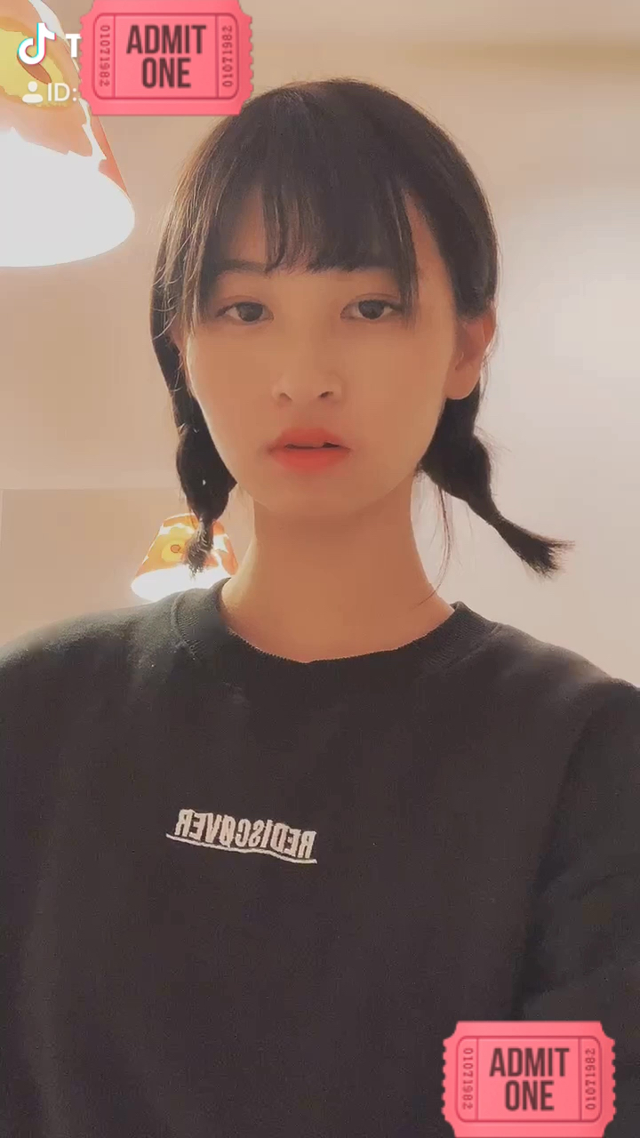 投稿動画サムネイル