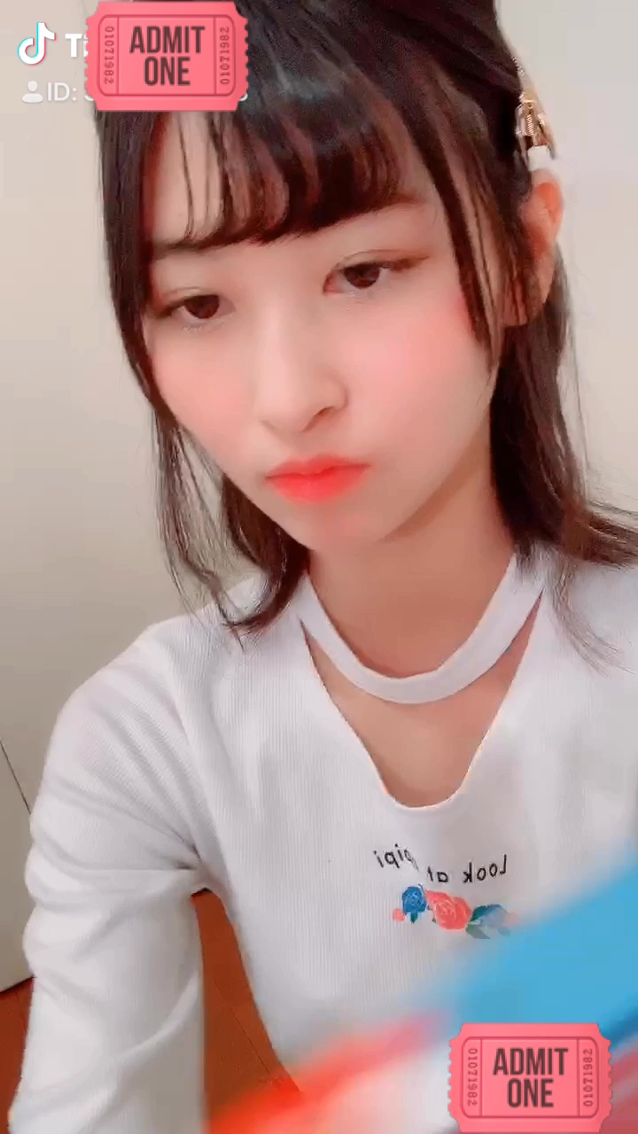 投稿動画サムネイル