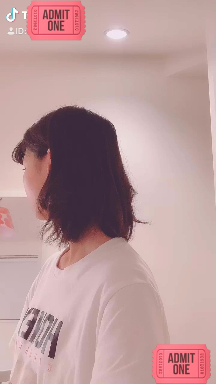 投稿動画サムネイル