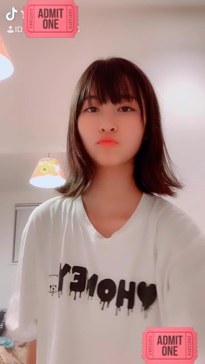 投稿動画サムネイル