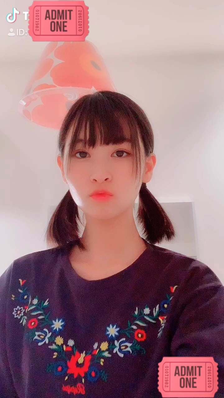 投稿動画サムネイル