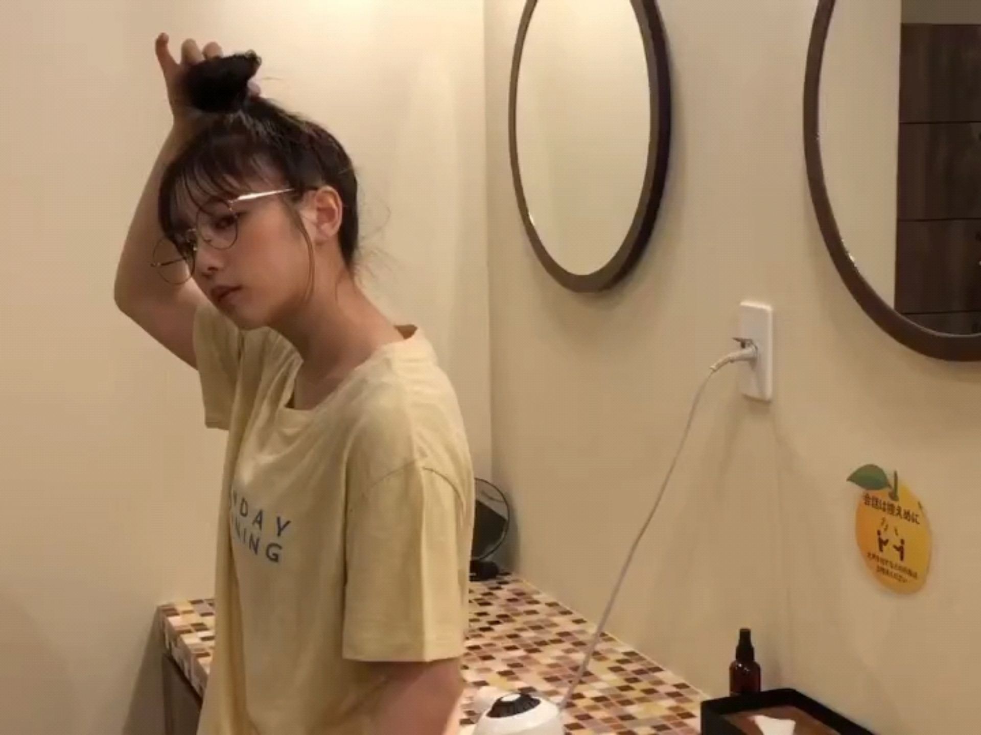 投稿動画サムネイル