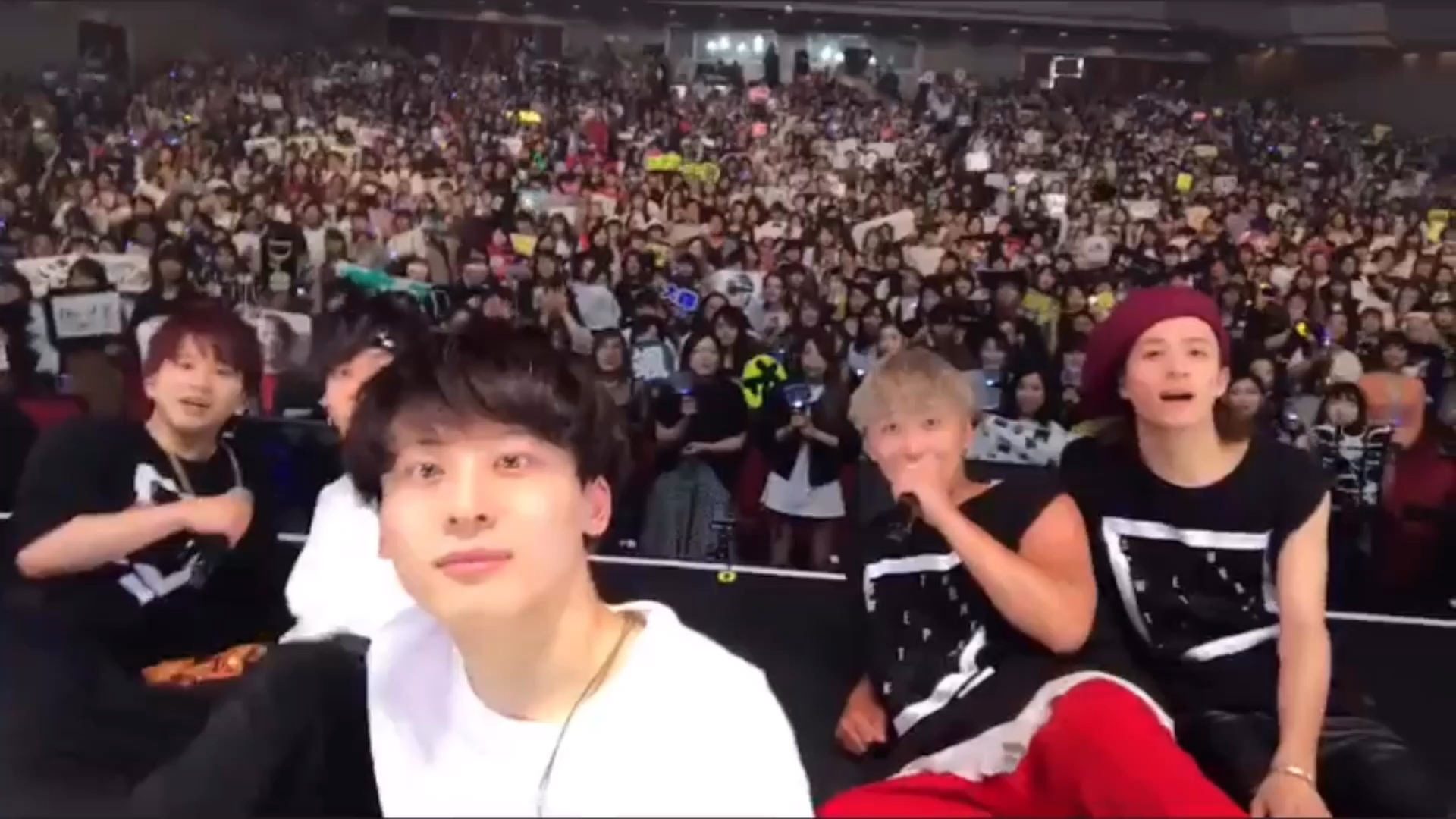 投稿動画サムネイル