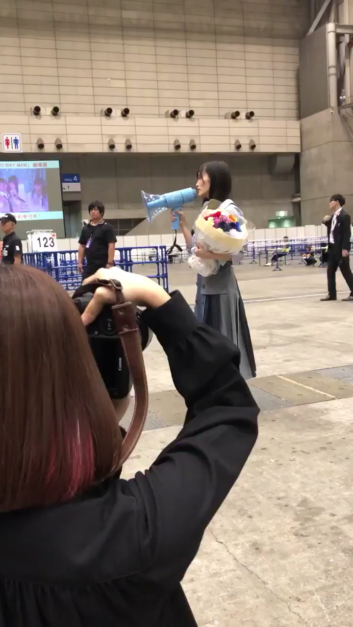 投稿動画サムネイル