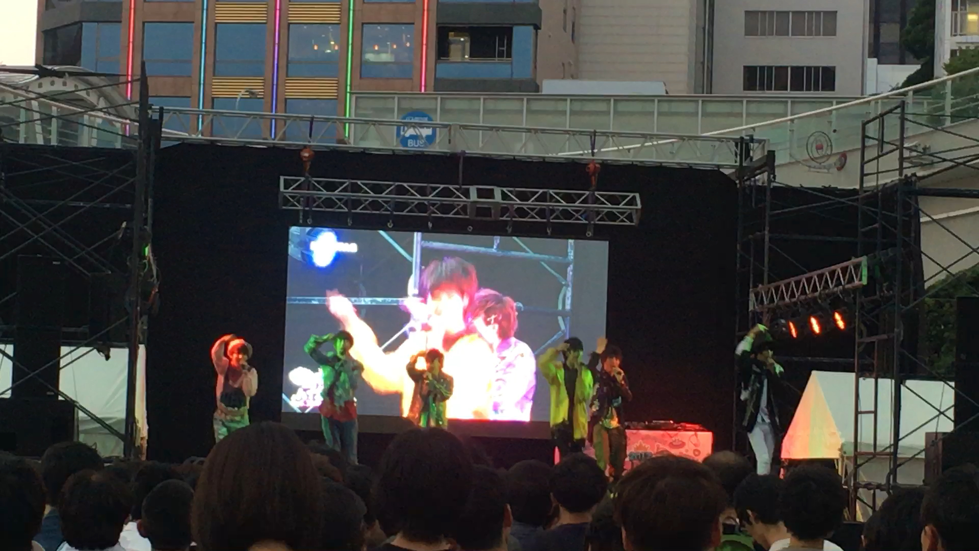 投稿動画サムネイル