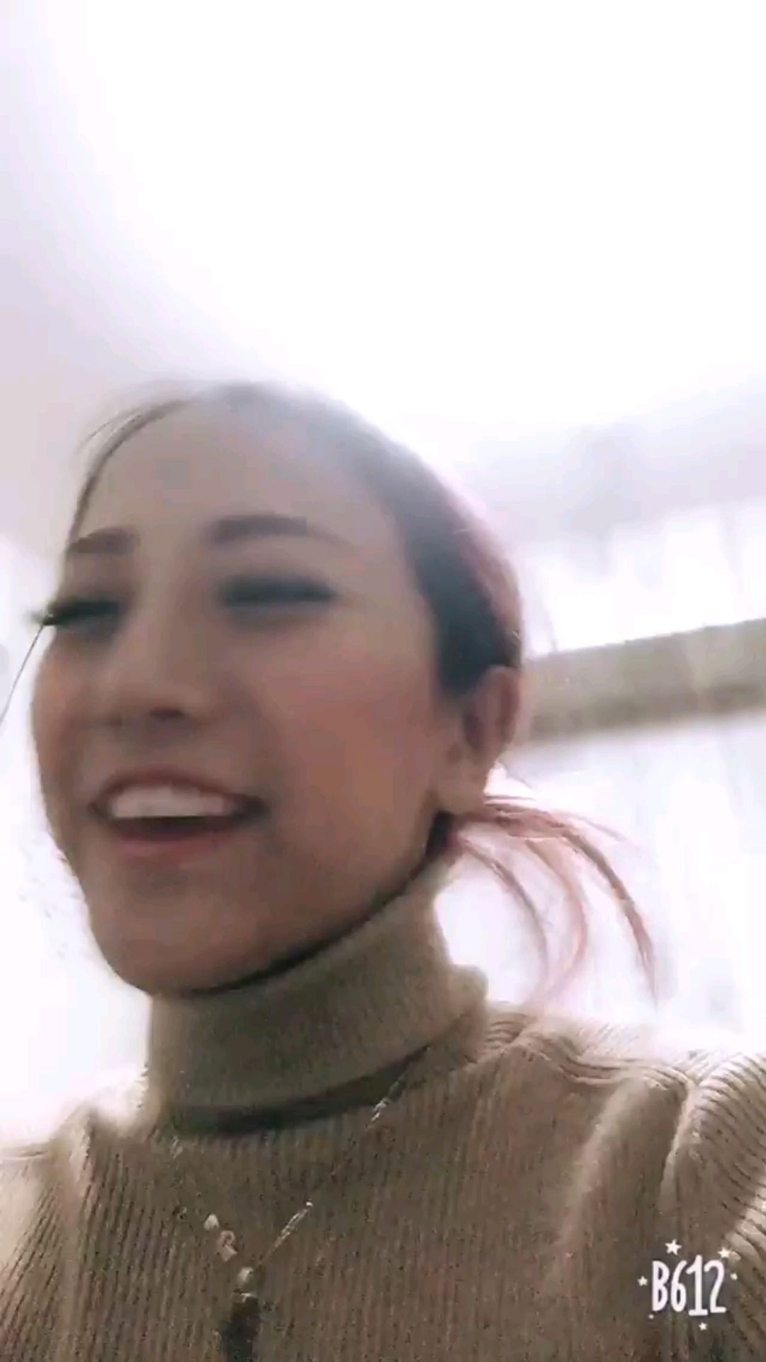 投稿動画サムネイル