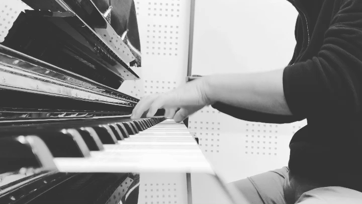 投稿動画サムネイル