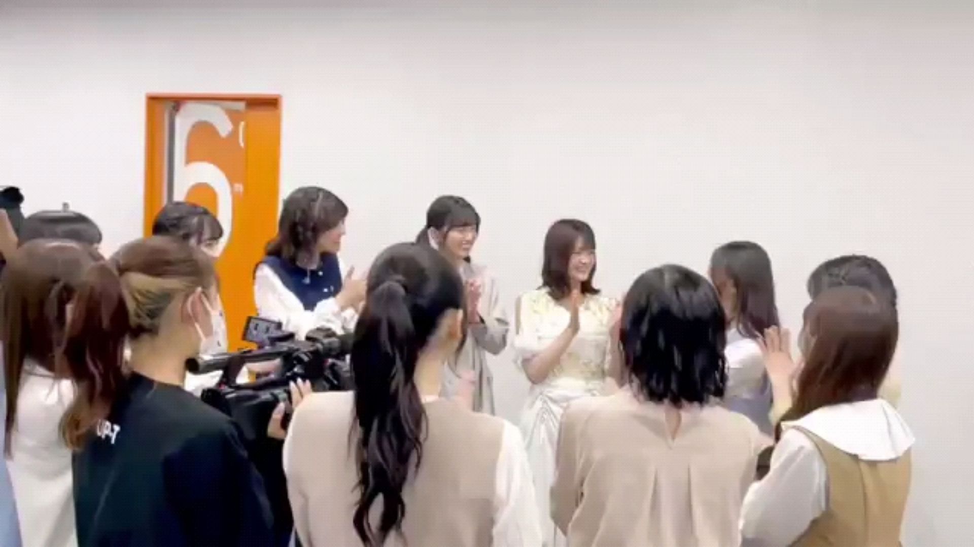 投稿動画サムネイル