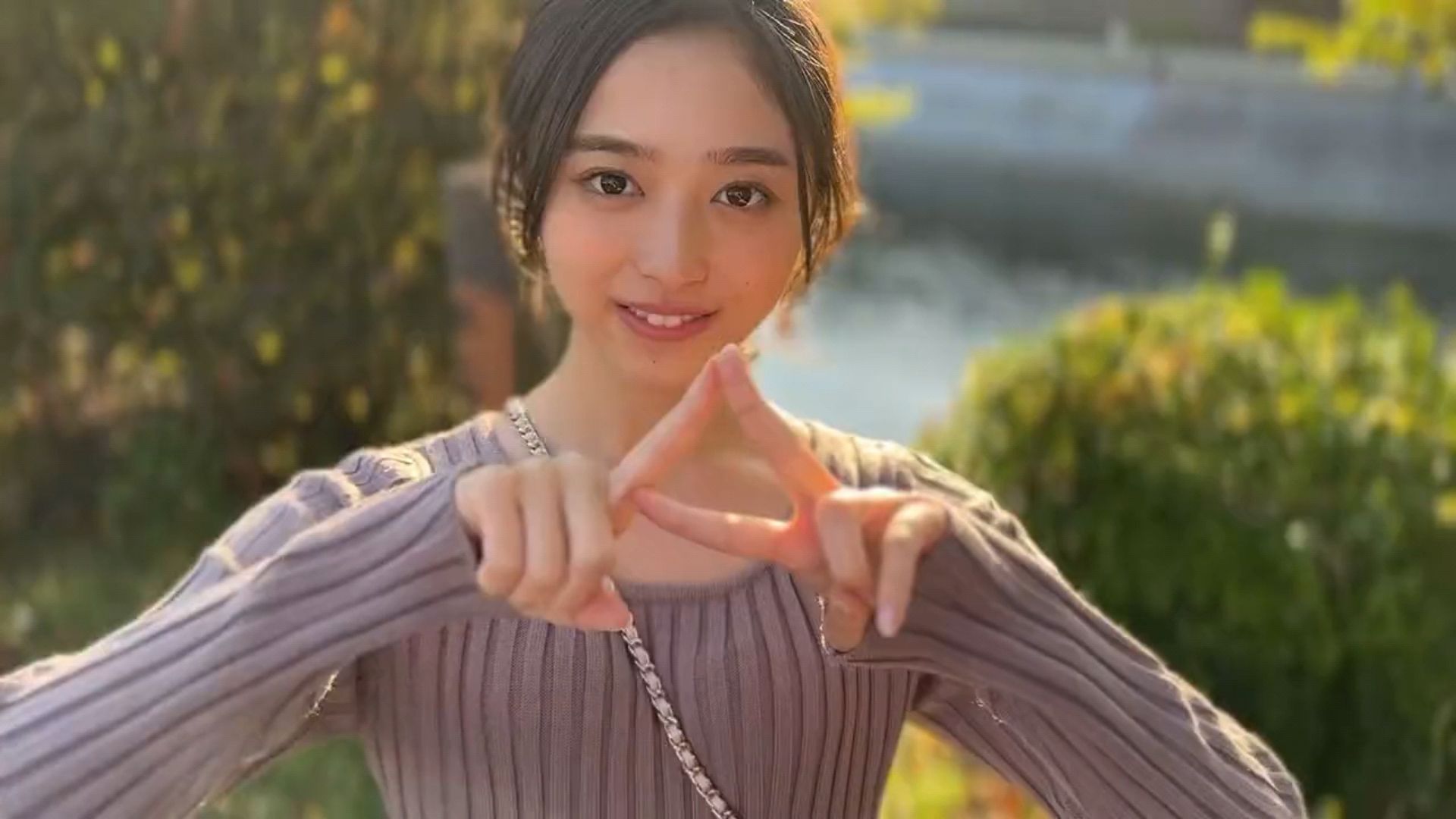 投稿動画サムネイル