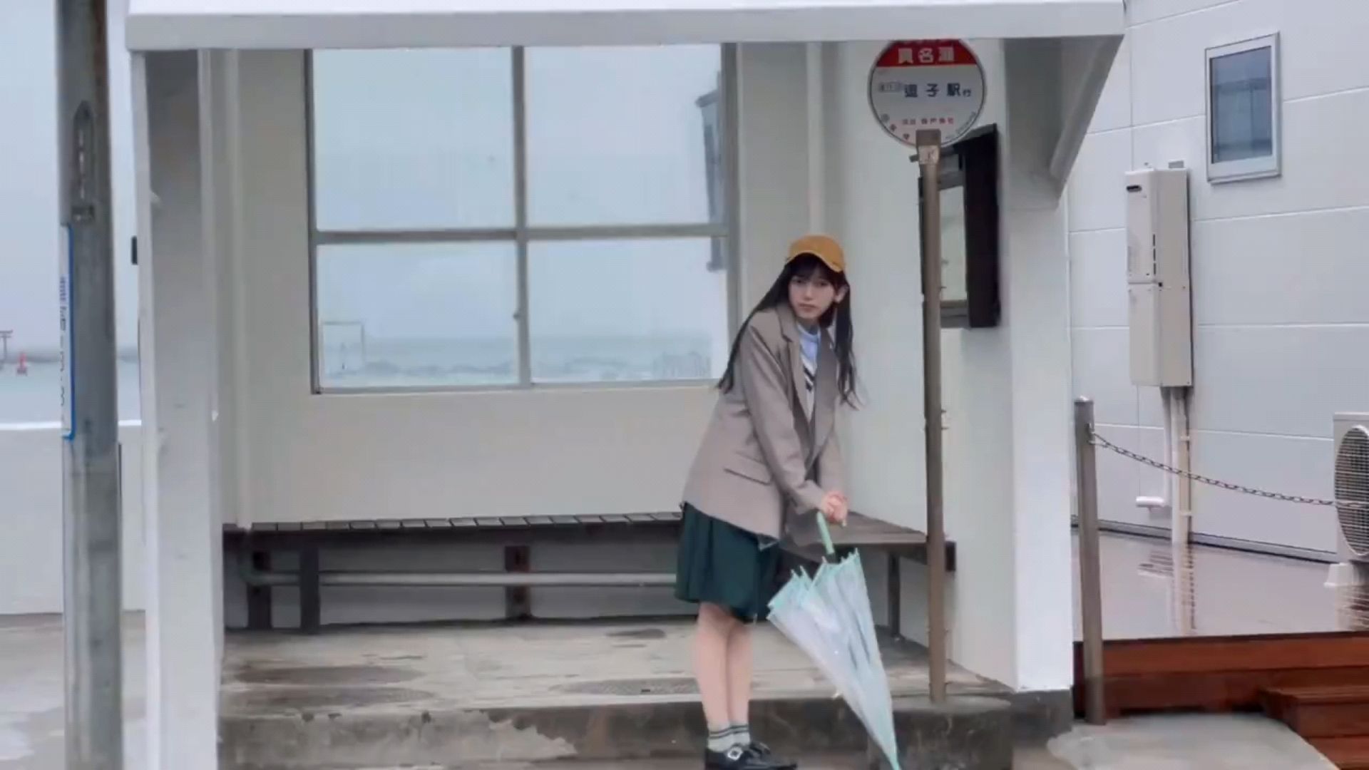 投稿動画サムネイル