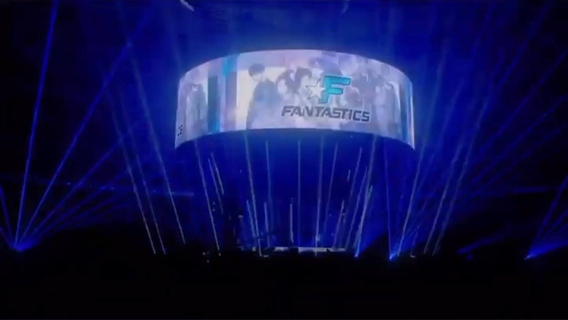 投稿動画サムネイル