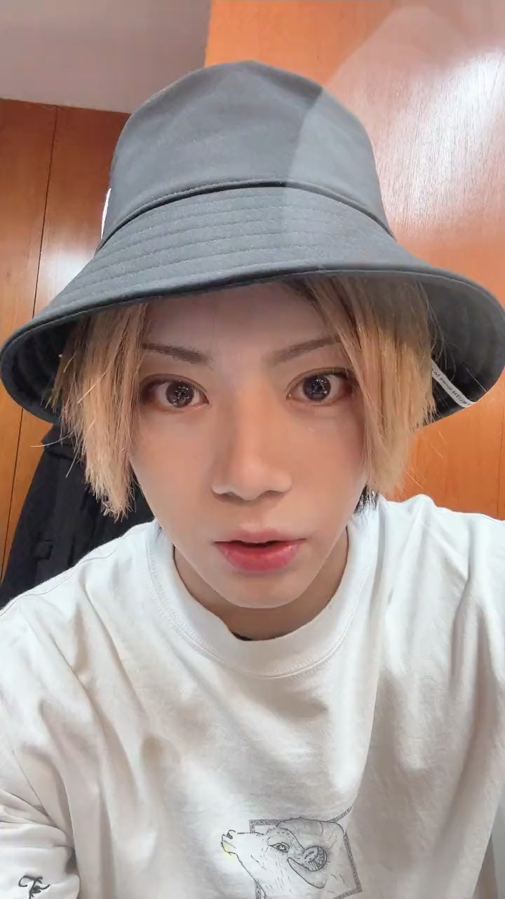 投稿動画サムネイル