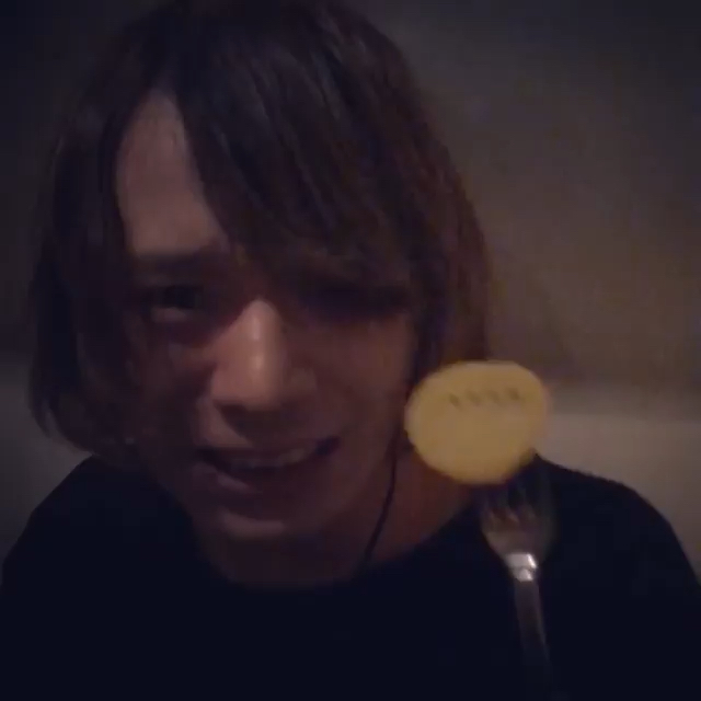 投稿動画サムネイル