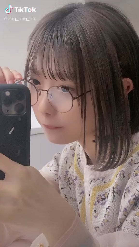 投稿動画サムネイル