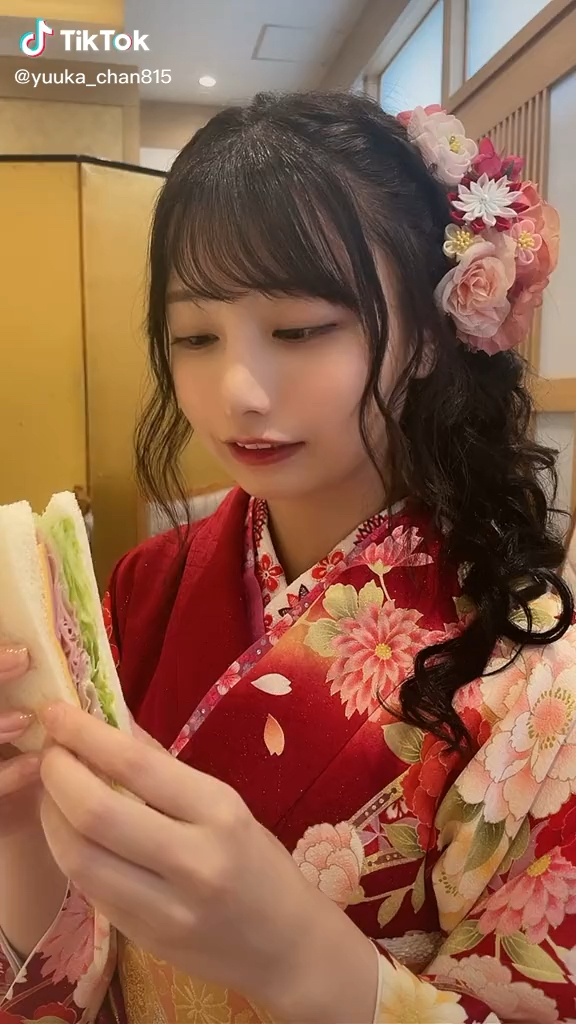 投稿動画サムネイル