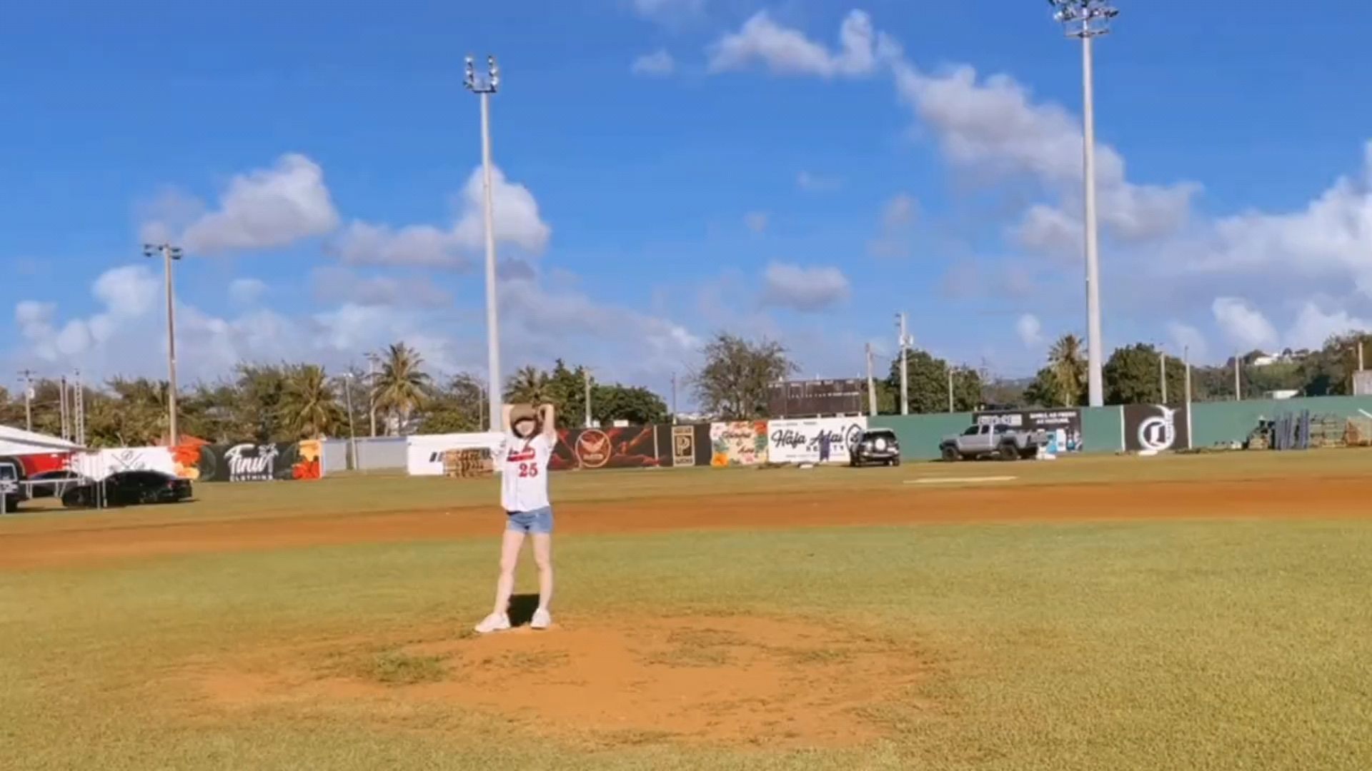 投稿動画サムネイル