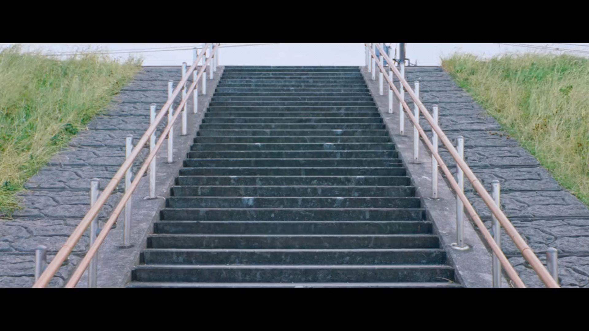 投稿動画サムネイル