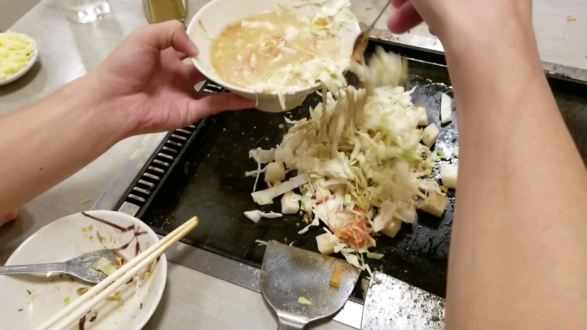 投稿動画サムネイル