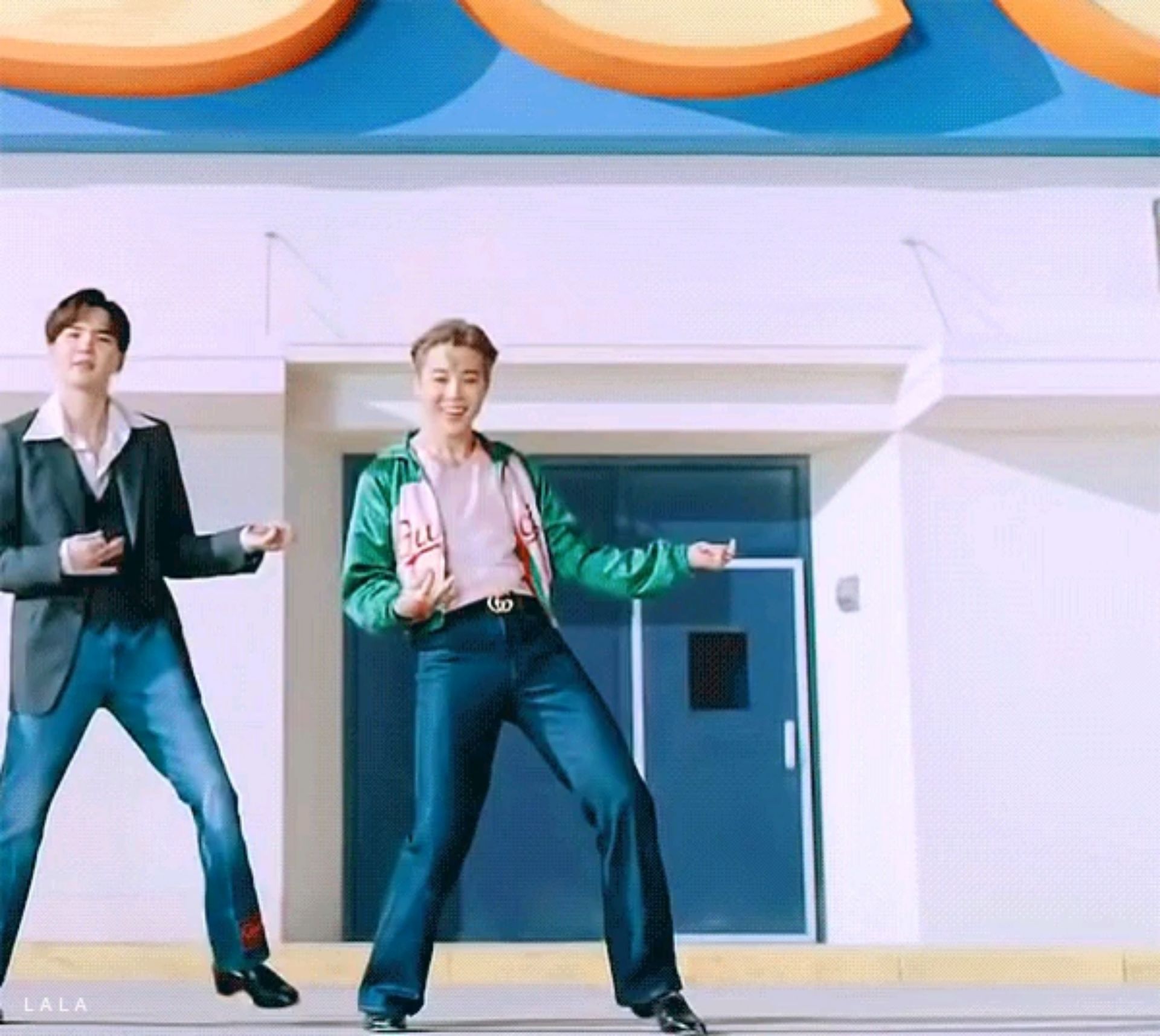 投稿動画サムネイル