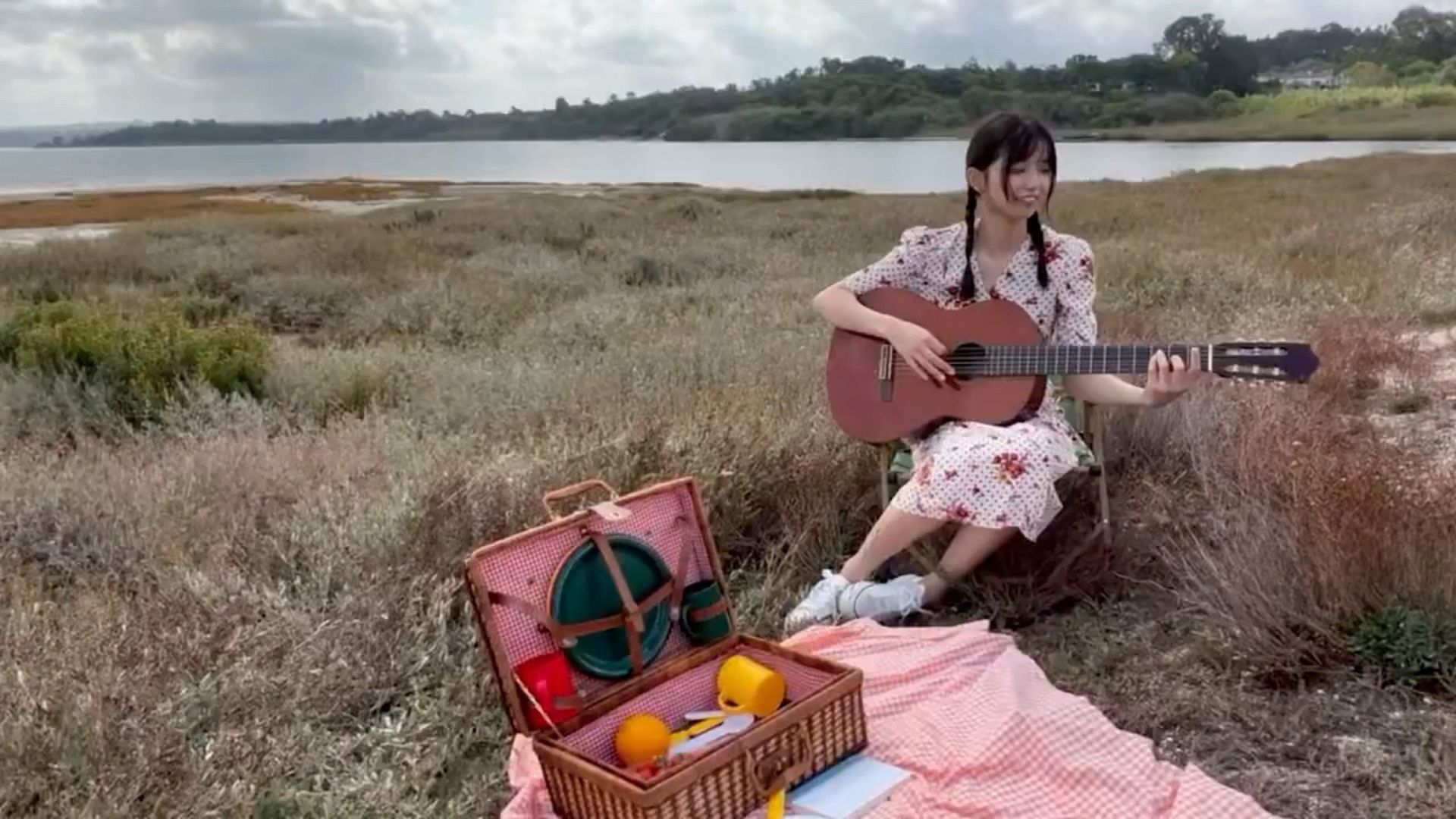 投稿動画サムネイル