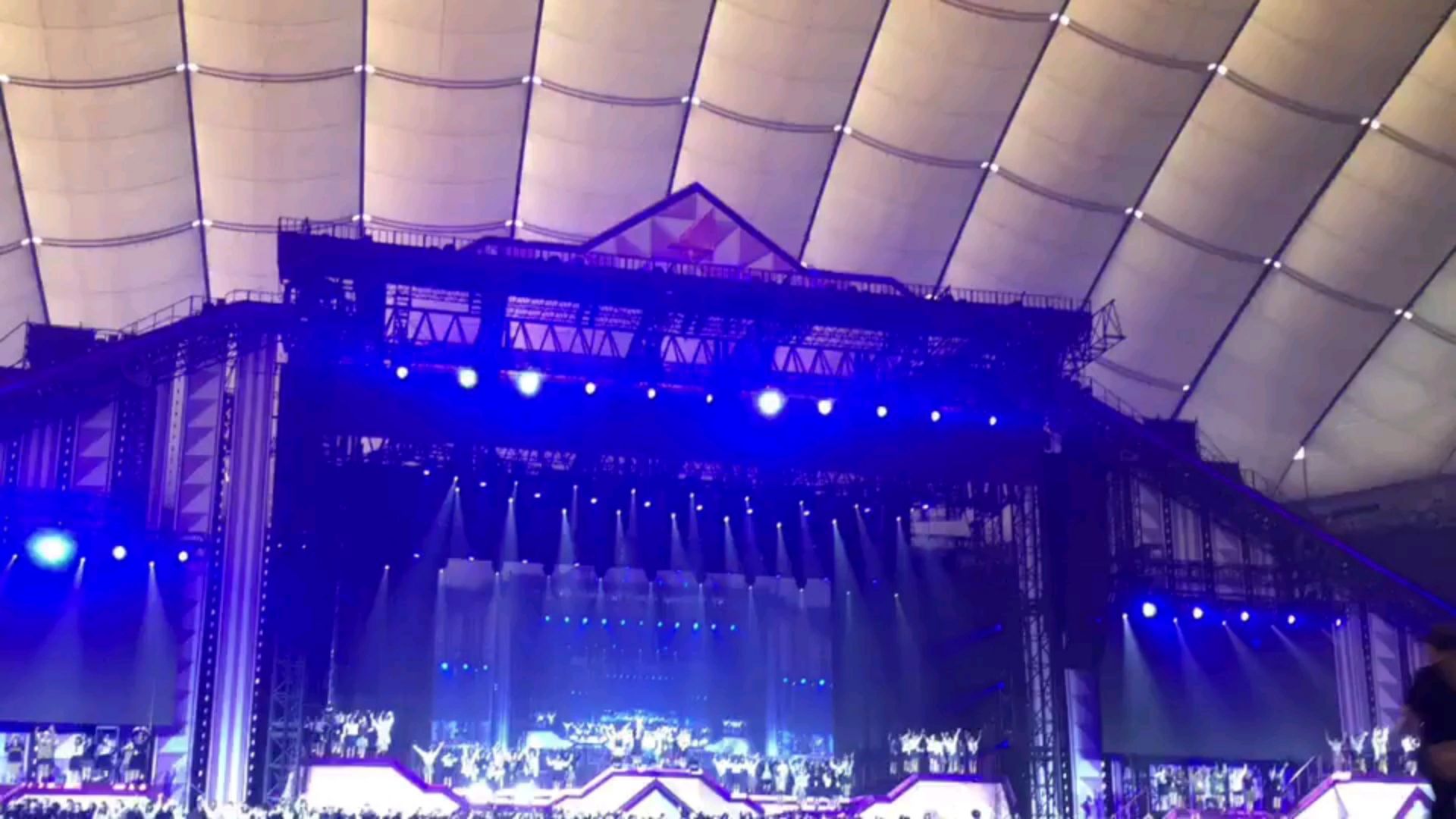 投稿動画サムネイル