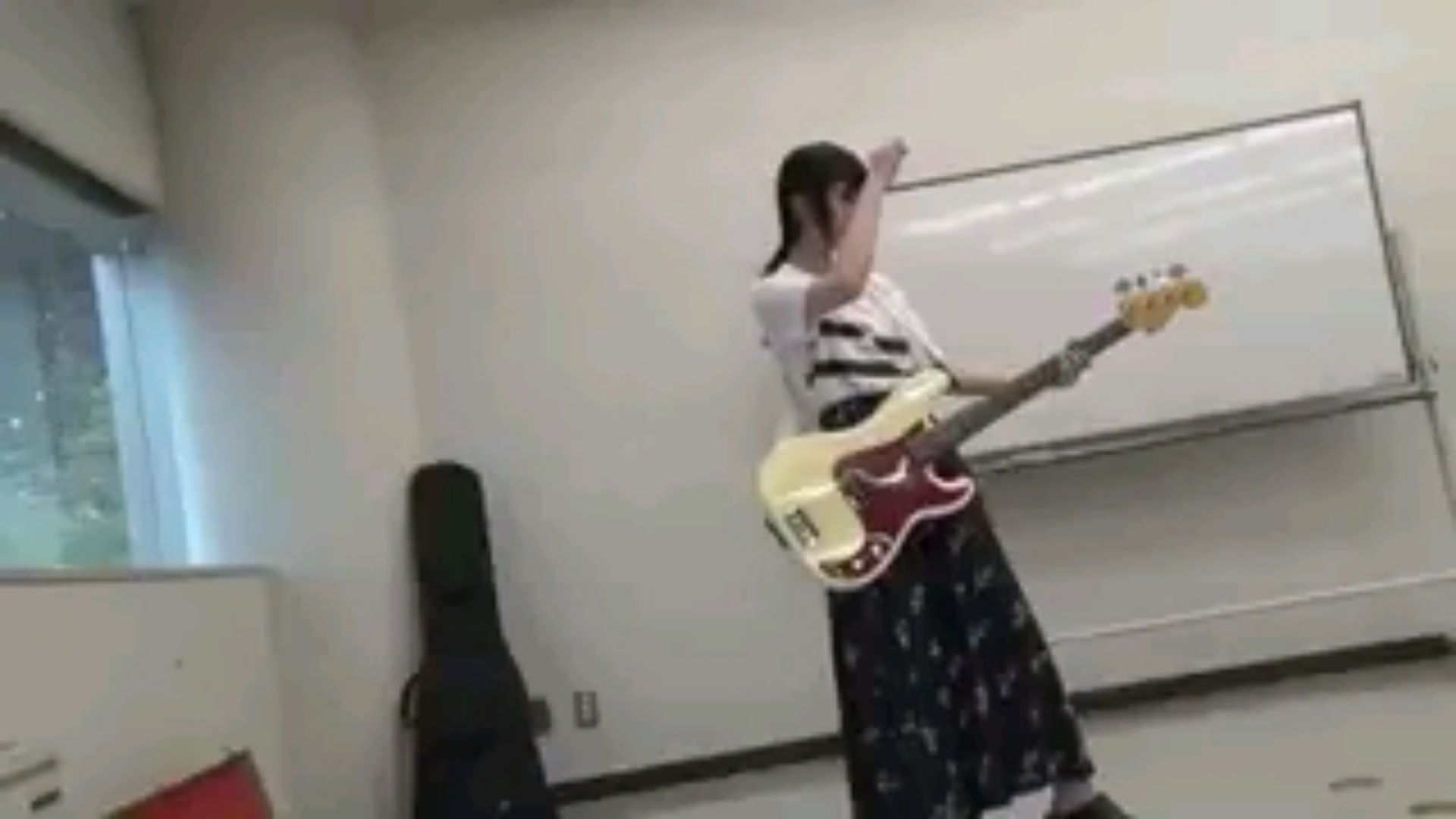 投稿動画サムネイル