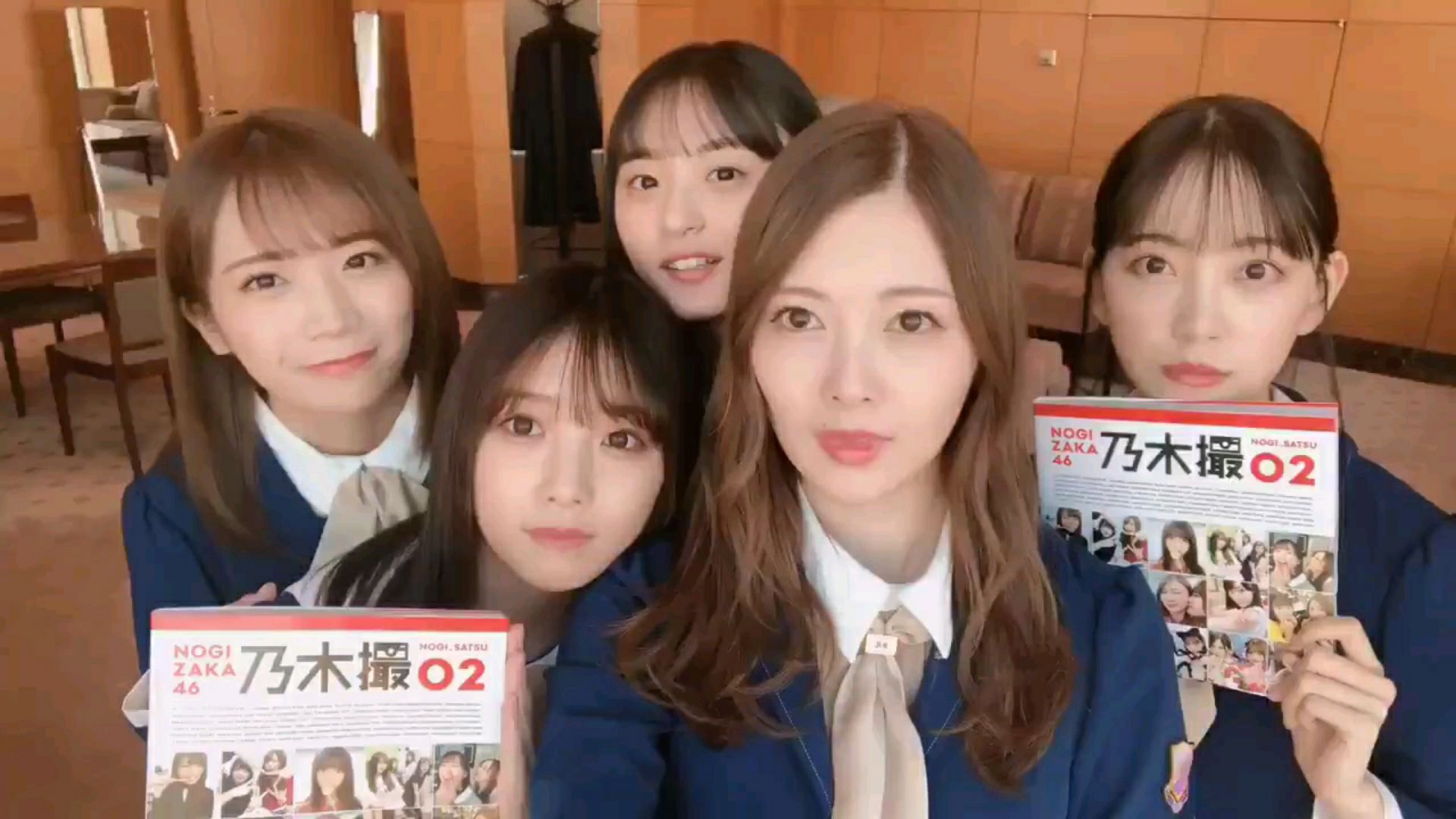 投稿動画サムネイル