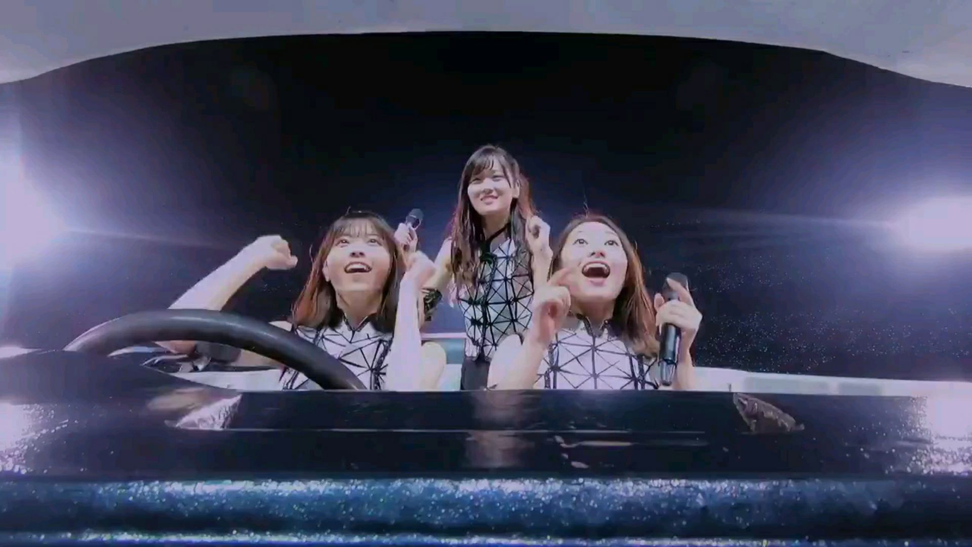 投稿動画サムネイル