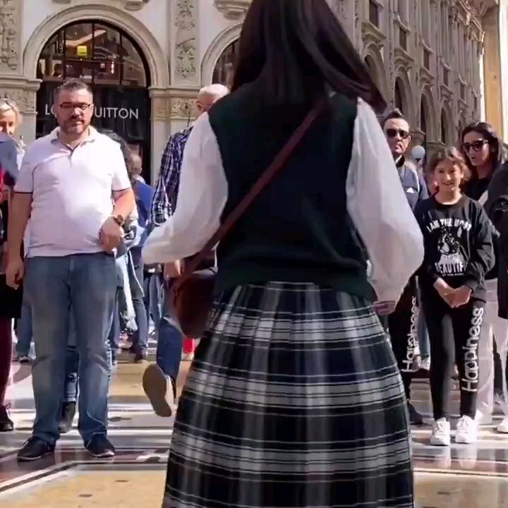 投稿動画サムネイル