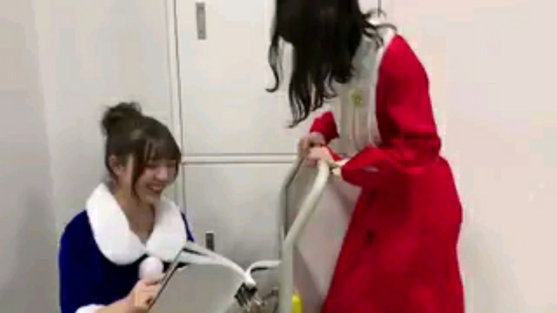 投稿動画サムネイル