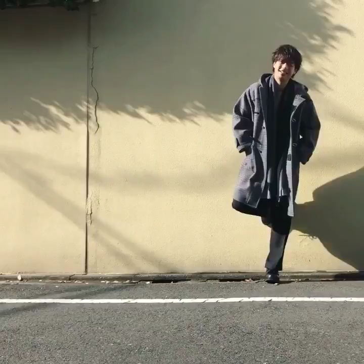 投稿動画サムネイル