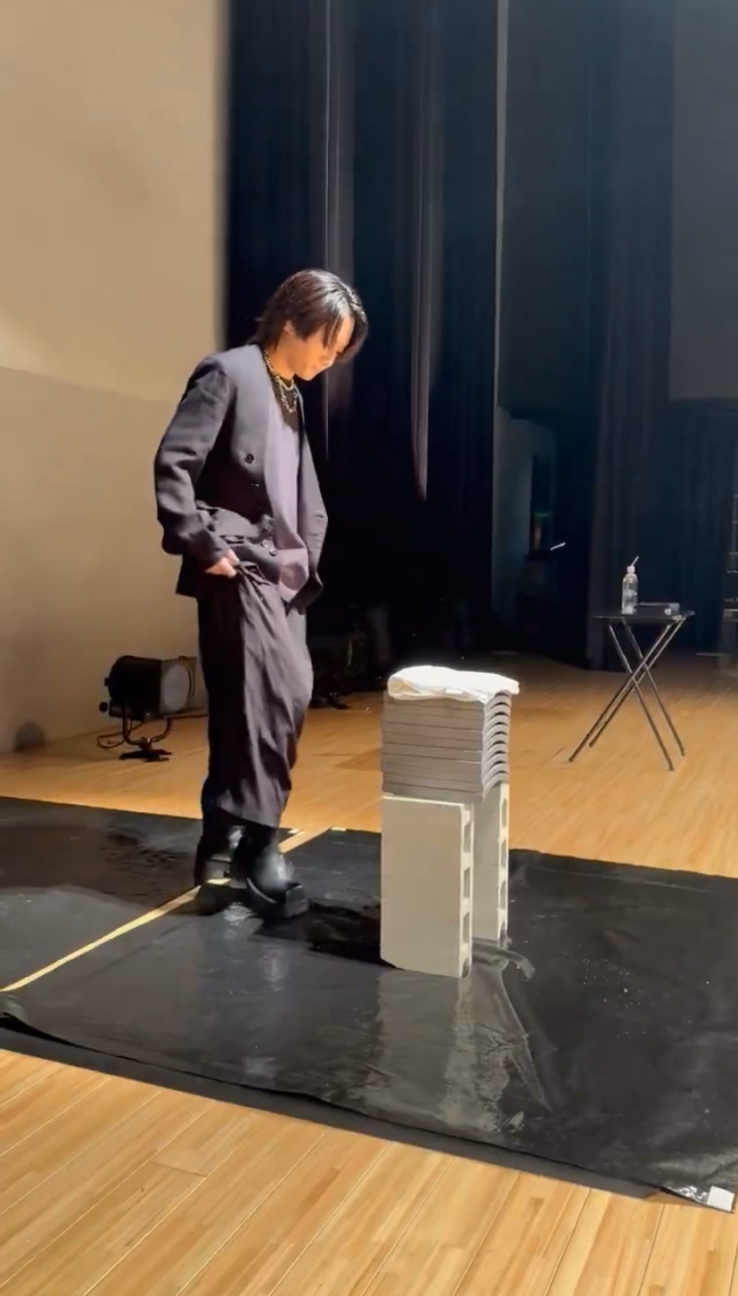 投稿動画サムネイル