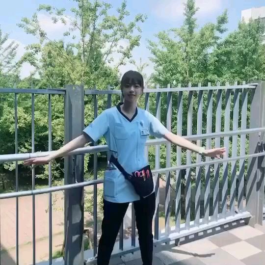 投稿動画サムネイル