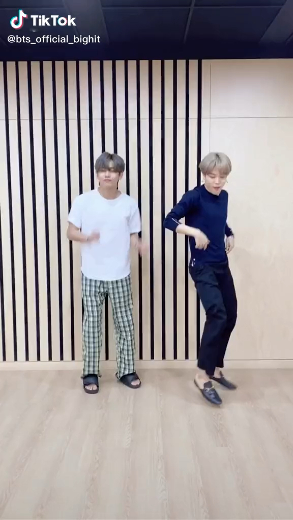 投稿動画サムネイル