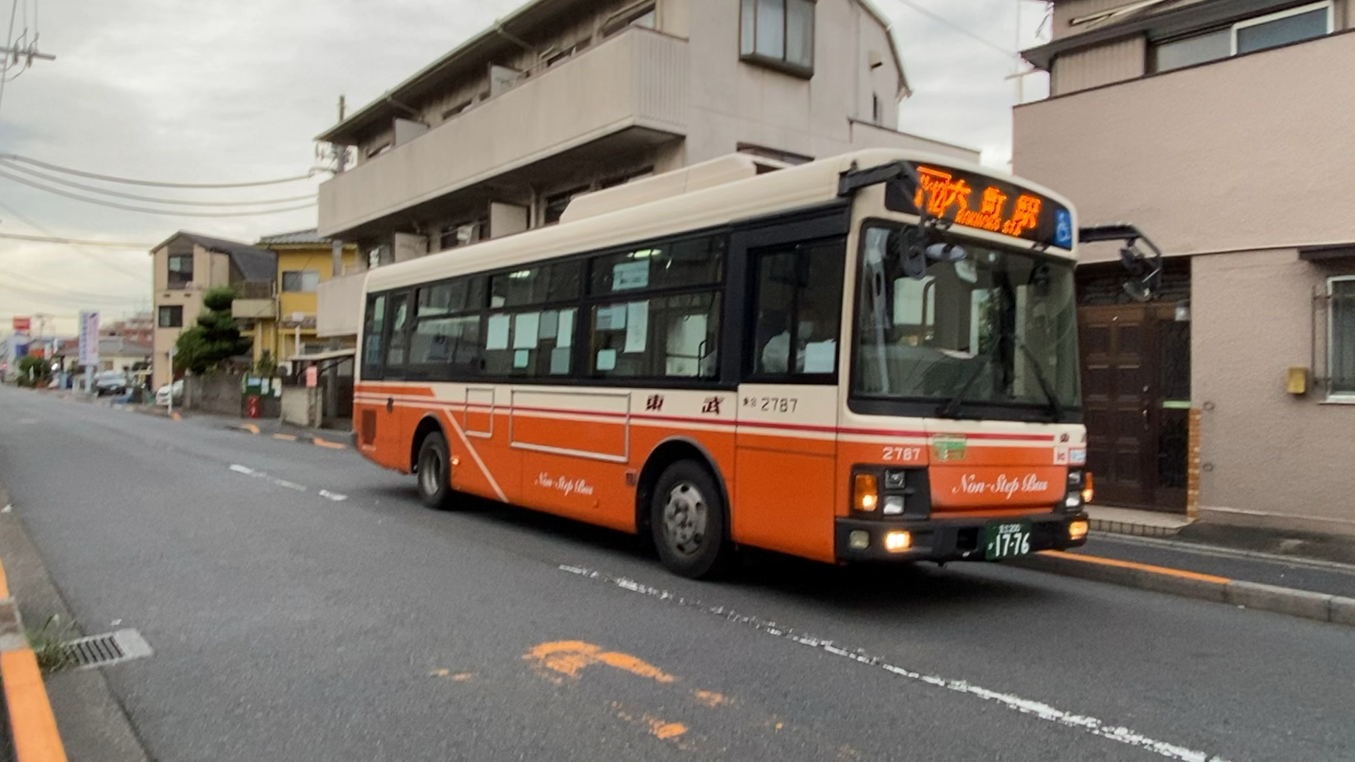 投稿動画サムネイル