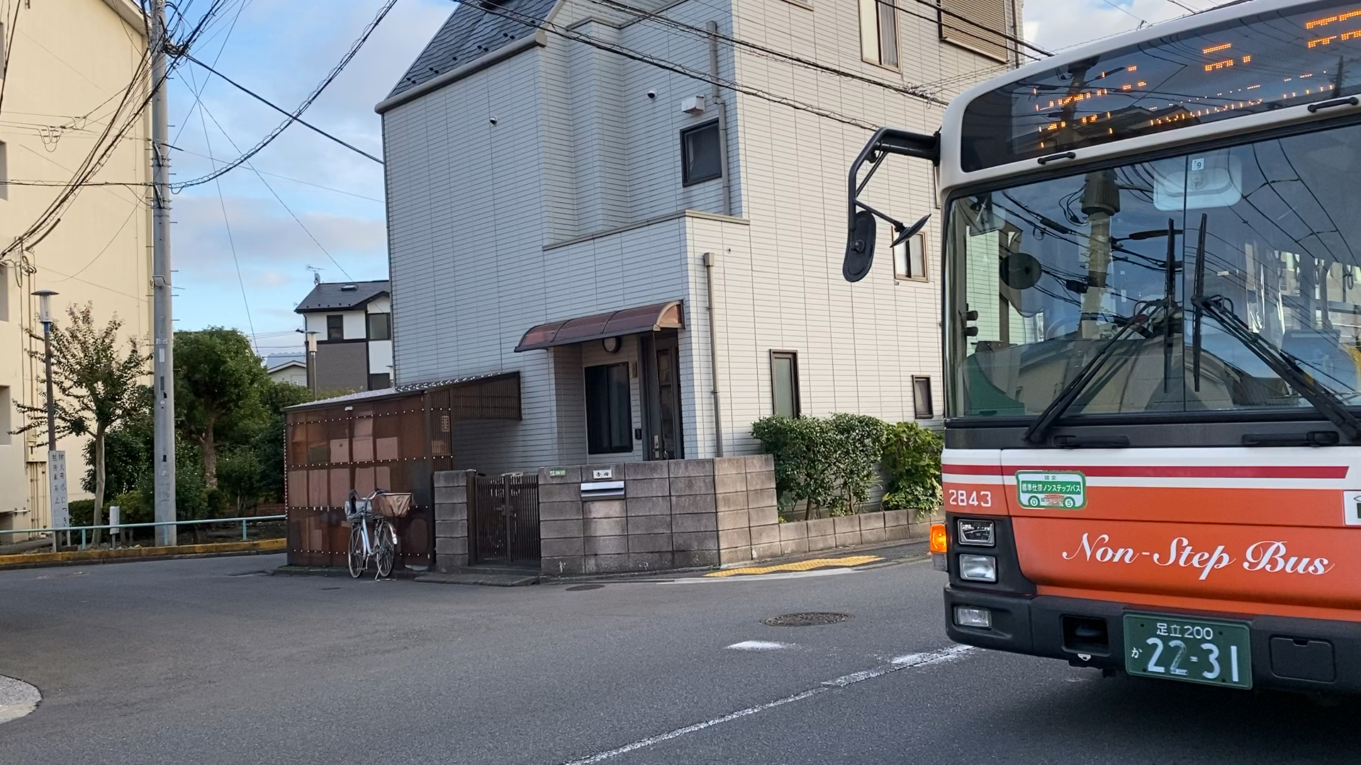 投稿動画サムネイル