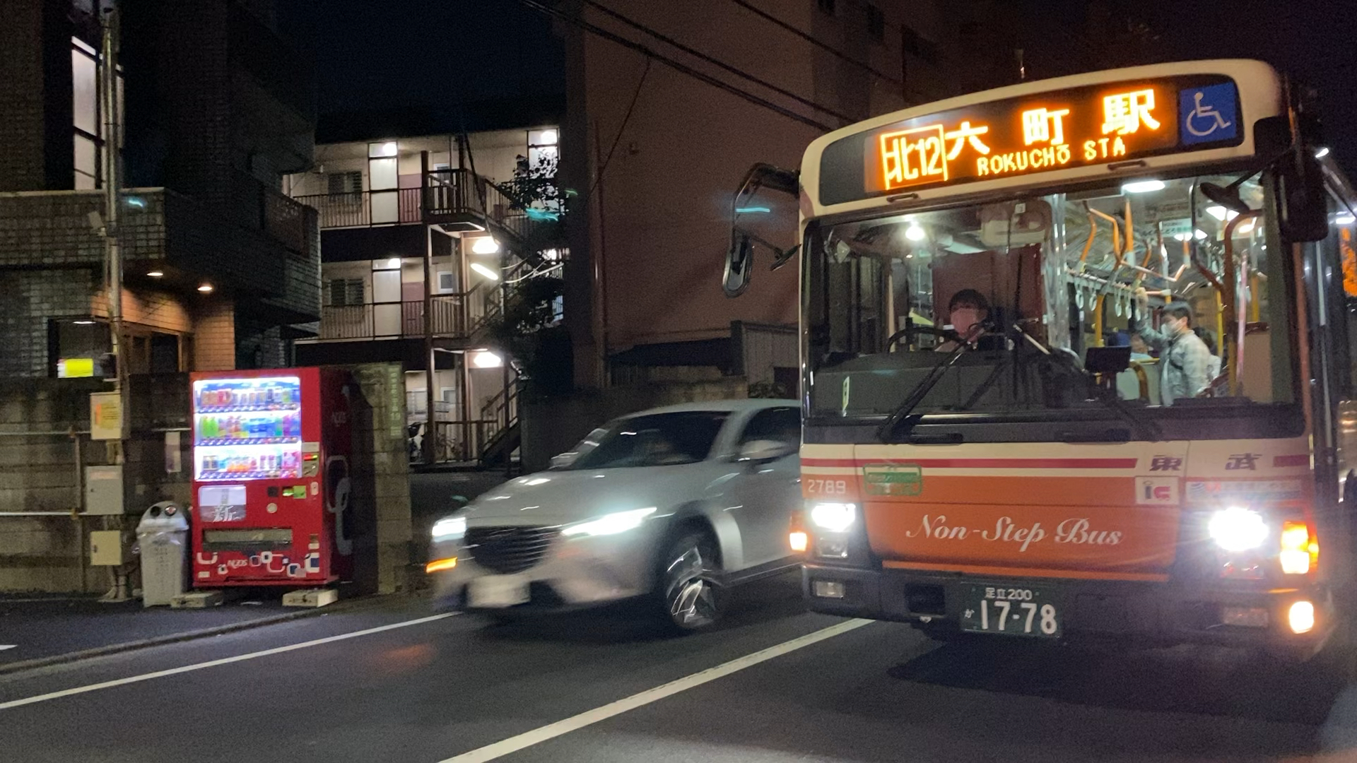 投稿動画サムネイル