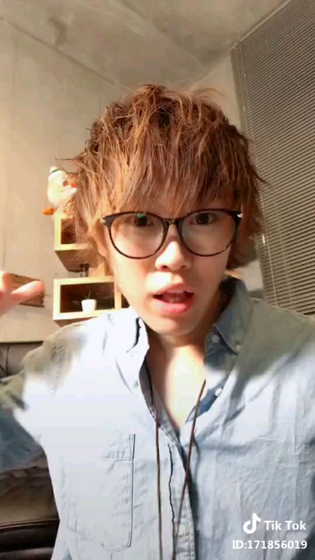 投稿動画サムネイル