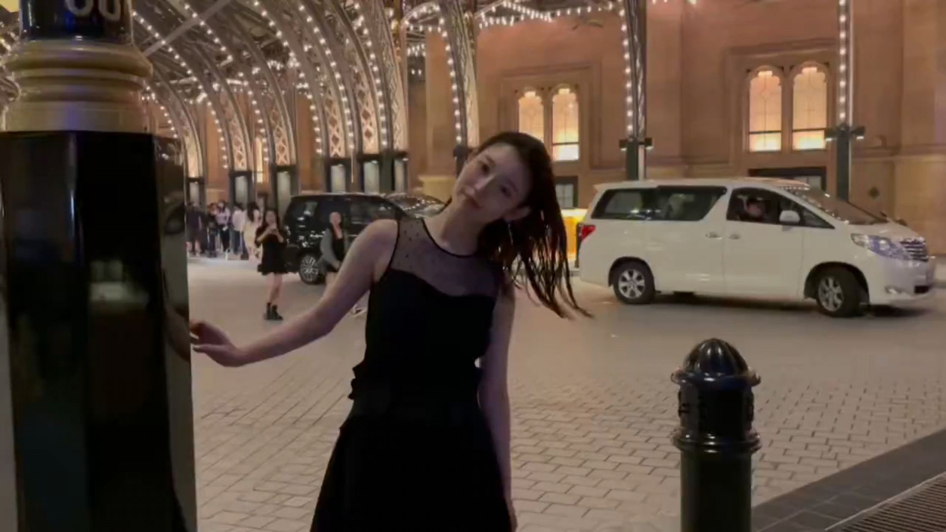 投稿動画サムネイル