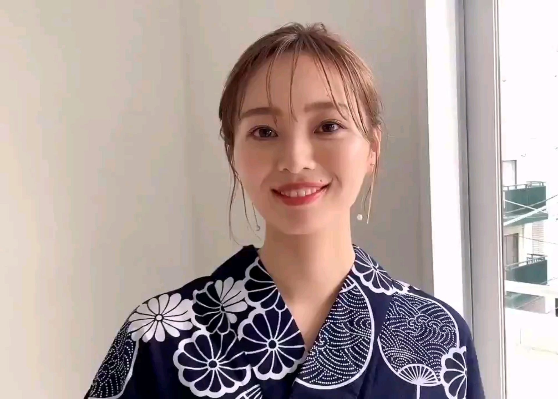 投稿動画サムネイル